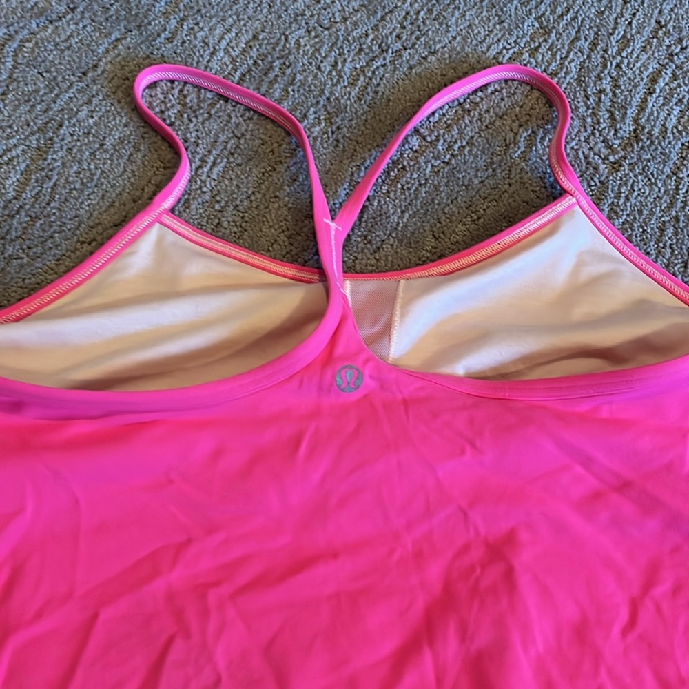 Lululemon shelf bra athletic top.  EUC